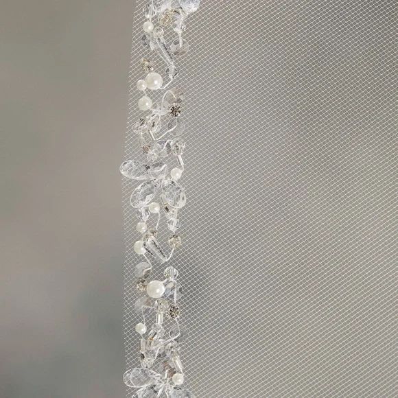 Mori Lee Madeline Gardner Bridal Veil **BRAND NEW** - Picture 3 of 15